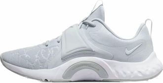 Nike Womens Renew In-Season Tr 12 Sneakers In Pure Platinum/metallic Silver/white