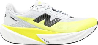 New Balance Fuel Cell Rebel v 5 - Sport - Hombre - Verde - 42 1/2 EU