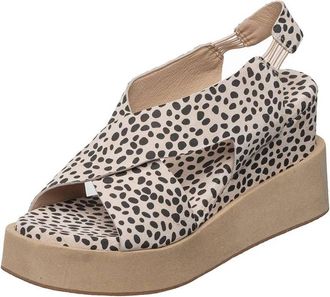 Antelope Womens Cait Wedge Sandal In Make Up Suede