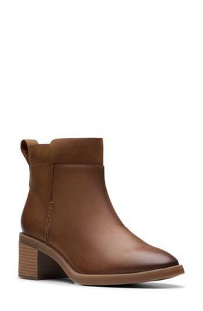 Clarks Lileigh Charm Boot in Tan Oily Leather at Nordstrom Rack, Size 8.5