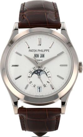 Patek Philippe Annual Calendar 38mm Pre-owned 2011 - Bianco