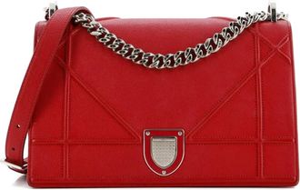 Dior Diorama Flap Bag Grained Calfskin Medium crossbody bag - Rood
