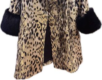 Berek Womens Leopard Jacquard Topper Jacket In Gold