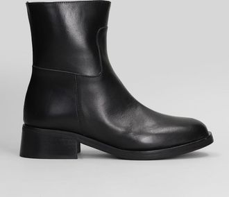 L'Arianna Low Heels Ankle Boots