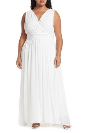 By Design Thalia Goddess Maxi Dress in Gardenia at Nordstrom Rack, Size 1X
