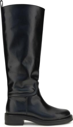 Stuart Weitzman Black Calf Leather Bos Taurus Flat Womens Boots