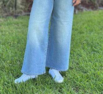Judy Blue Claudia Ankle Wide Jeans In Ease Blue