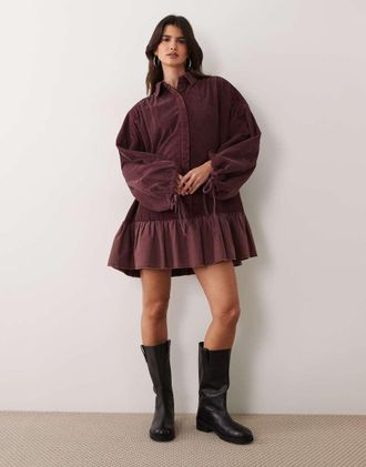 Asos abito corto ibrido in velluto a coste con maniche a palloncino e orlo in voile, lavato bordeaux-Rosso