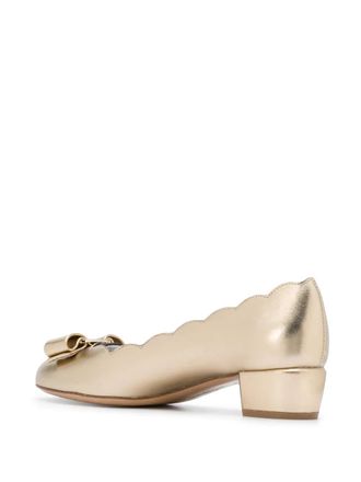 Ferragamo Vara Bow Pump - Gold