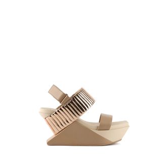 United Nude Delta Wedge Puffier