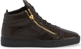 Giuseppe Zanotti Kriss
