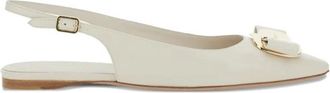 Ferragamo Leren slingback pumps - Dames - Ballerinas - Beige - 36 1/2 EU - Leer - Schoenen