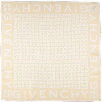Givenchy ACCESSORI - Sciarpe su YOOX.COM