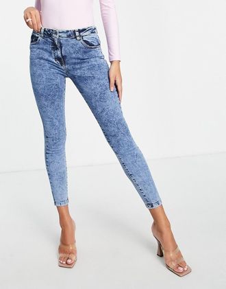 Parisian Jeans mit engem Schnitt in blauer Acid-Waschung
