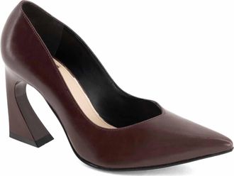 Andrea Womens Pointed Toe Pumps In Burgundy
