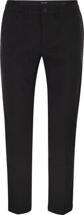 Re-hash slim-fit chino van technisch katoen met stretch