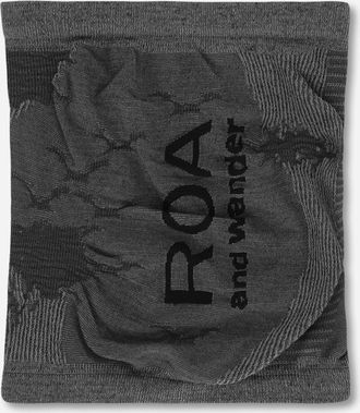 Roa And wander Golm Dryarn Seamless Neck Warmer Black