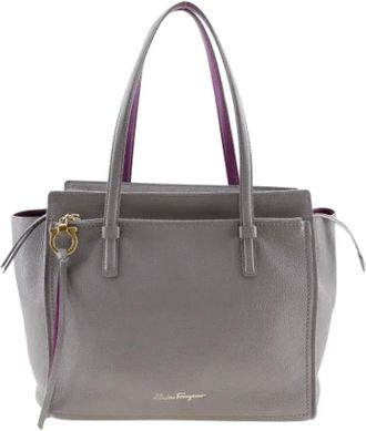 Ferragamo Pre-owned Tote Bags, female, Gray, Size: ONE SIZE Pre-owned Leather totes