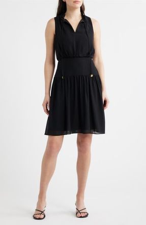 Vince Camuto Souffl&eacute; Chiffon Sleeveless Dress in Black at Nordstrom, Size 16