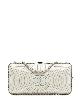 Chanel 2015-2016 Quilted Calfskin Korean Garden Clutch on Chain crossbody bag - women - Calf Leather - One Size - White