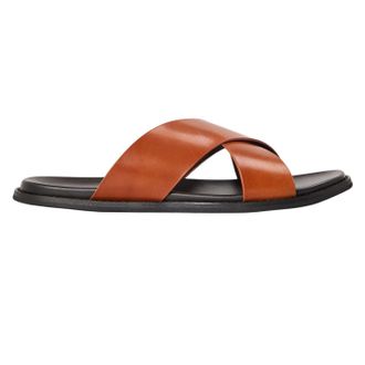Dune London Platte herensandalen van leer met gekruiste bandjes (Bruin)