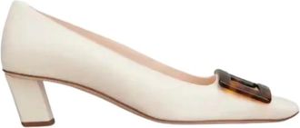 Roger Vivier Belle Vivier Pumps - Dames - Pumps - Beige - 38 1/2 EU - Su&egrave;de - Schoenen