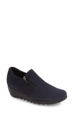 Munro Napoli Zip Bootie in Denim Nubuck Leather at Nordstrom Rack, Size 6.5