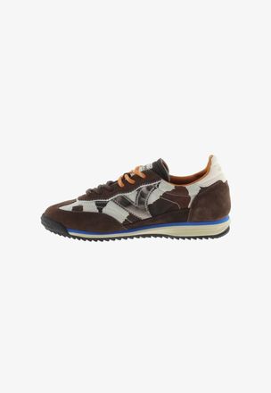 Victoria Womens Saturno Flat Tennis Sneakers In Brown