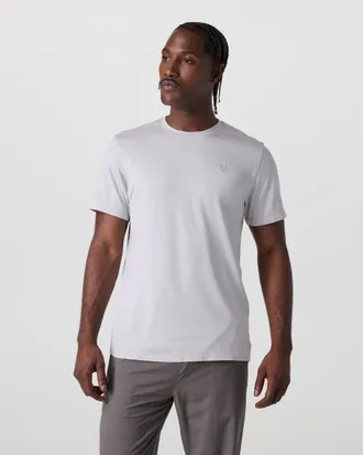 Vuori Clothing Short Sleeve Clearview Seamless T-Shirt | Frost Grey | Medium