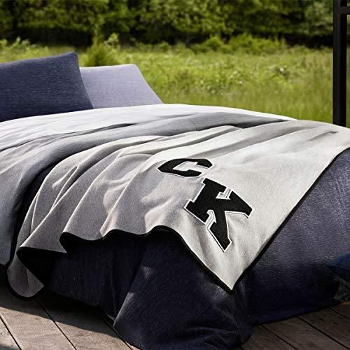 Outlets Calvin Klein Dark Grey queen blanket !