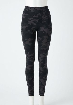 Spanx Look At Me Now Seamless Leggings In Black Camo