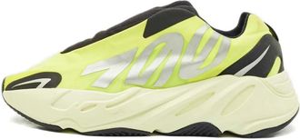 Yeezy by Kanye West Sneakers Boost 700 MNVN - Giallo