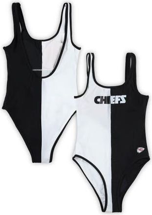 G-III 4Her by Carl Banks Womens G-III 4Her by Carl Banks Black/White Kansas City Chiefs Last Stand One-Piece Swimsuit at Nordstrom, Size Xx-Large