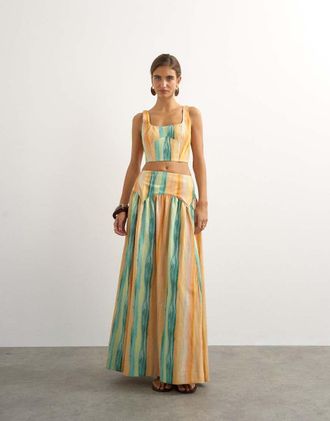 Topshop gonna midi coordinata a vita bassa a ruota con righe astratte arancioni-Arancione