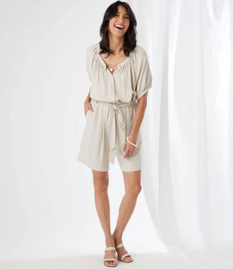 Karen Kane Penelope Paperbag Waist Shorts In Natural