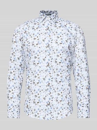 Christian Berg Regular Fit Business Hemd aus Baumwolle mit Kentkragen in Weiss, Gr&ouml;&szlig;e 39/40