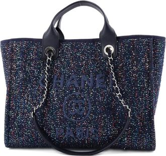 Chanel Deauville Tote Sequins Small shoulder bag - women - Plastic - One Size - Blue