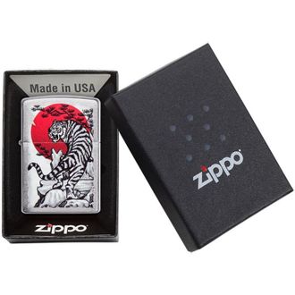 Zippo Accendino Zippo Asian Tiger Design 29889, Accendino Antivento Ricaricabile Zippo Realizzato in Metallo con Caratteristico click Zippo Color Cromato