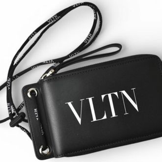 Valentino Black Leather Wallet (Bi-Fold) (Pre-Owned)