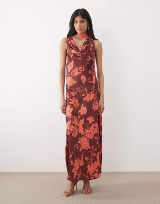 Hope & Ivy Vestito lungo con scollo ad anello e foulard in raso bordeaux a fiori-Rosso