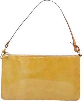 Louis Vuitton Pre-owned Shoulder Bags, female, Beige, Size: ONE SIZE Pre-owned Canvas Shoulder Bag