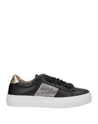 Stele Sneakers