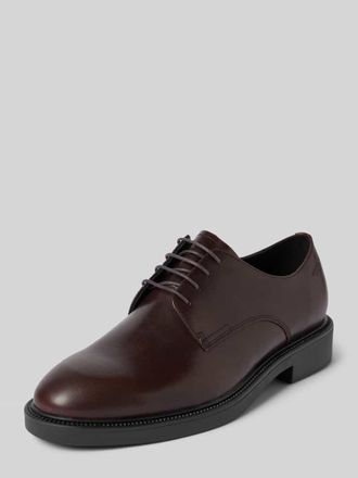 Vagabond Schuh aus Rindsleder Modell ALEX M in Mittelbraun, Gr&ouml;&szlig;e 41