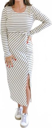 Gilli Long Sleeve Waist Twist Side Slit Stripe Maxi In White/black