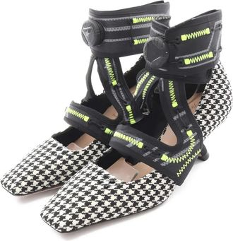 Dior 2010s x Roger Vivier houndstooth-pattern pumps - White