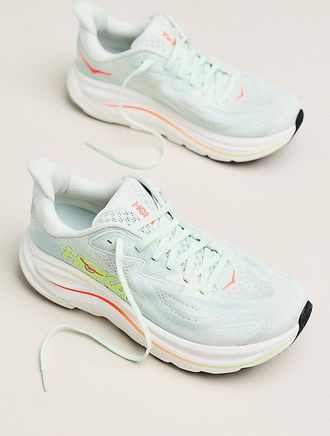 Hoka One One Clifton 10 Sneakers