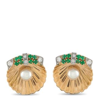 Luxury Bazaar Vintage 14K Yellow Gold 0.20ct Diamond, Emerald, and Pearl Clamshell Earrings MF04-071626
