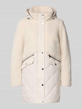 s.Oliver Red Label Regular Fit Teddy-Mantel mit Stepp-Anteil in Offwhite, Gr&ouml;&szlig;e 32