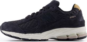 New Balance 2002R Quilted Black M2002RPG