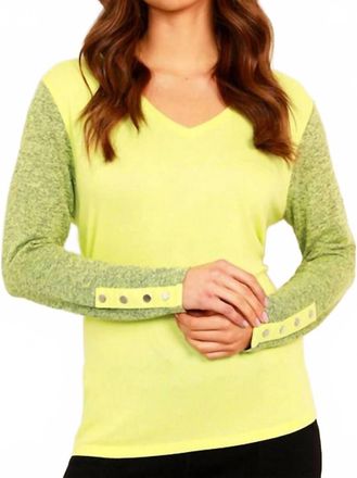 French Kyss V-Neck With Snap Sleeve Top In Lime